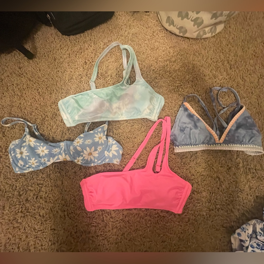 Target swimsuit tops size medium